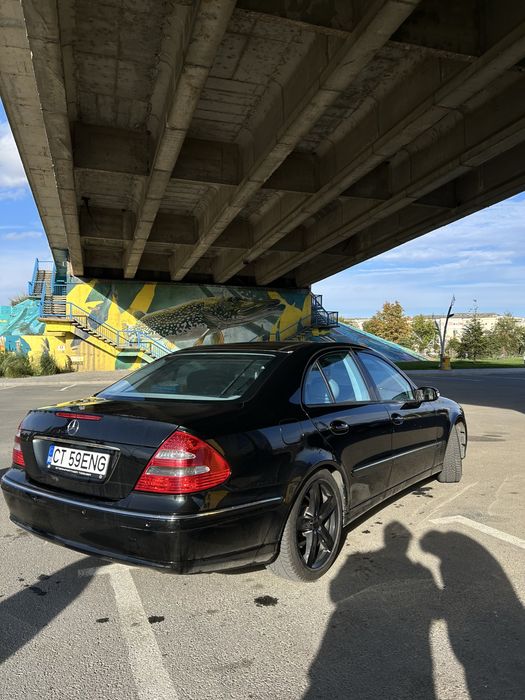 Vand/Schimb Mercedes E320CDI Avangarde!