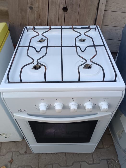 Газовая плита новая Флама