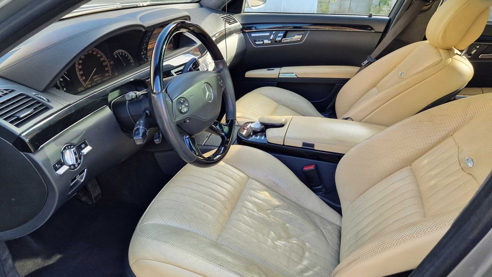 Dezmembrez Mercedes S class W221 S320 S350 S420 S500 S600 motor piese