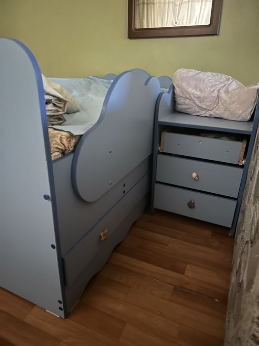 Спальный гарнитур