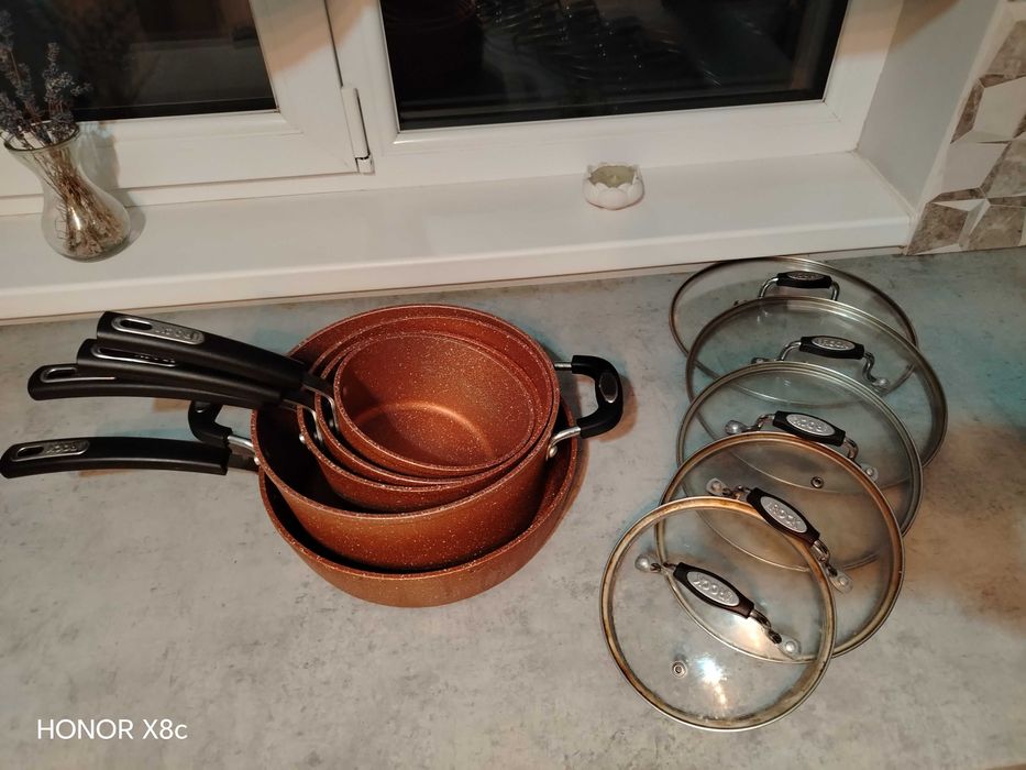 Set de Oale și tigaie The Rock