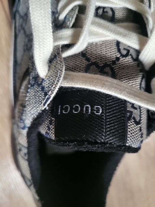 Adidași Gucci rhyton