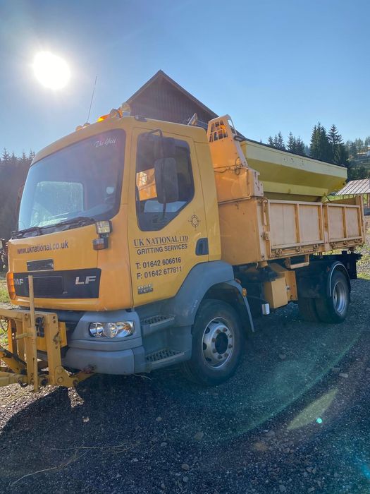 Vând basclă daf lf de 12 t plus alte utilaje.
