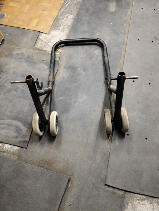 Мотоподкат для мотоцикла