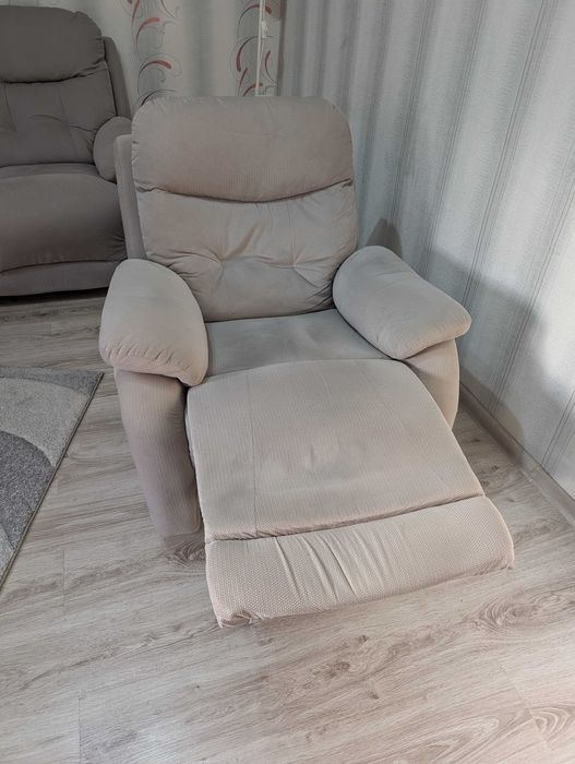 Диван и фотьойли