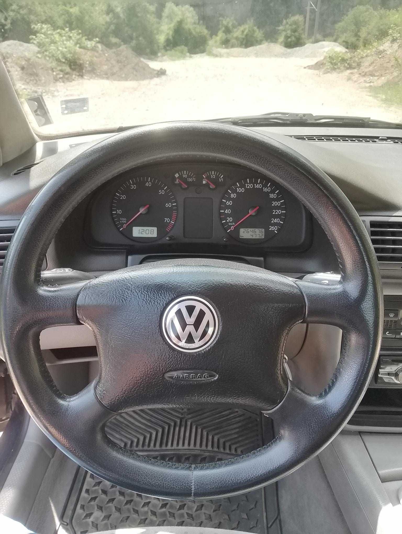 Volkswagen Passat 1.8 20 V