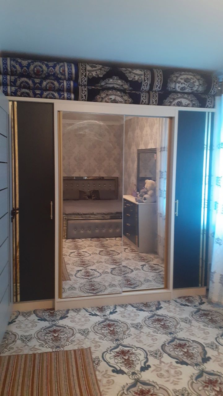 Спальни каплекит сотилади срочни