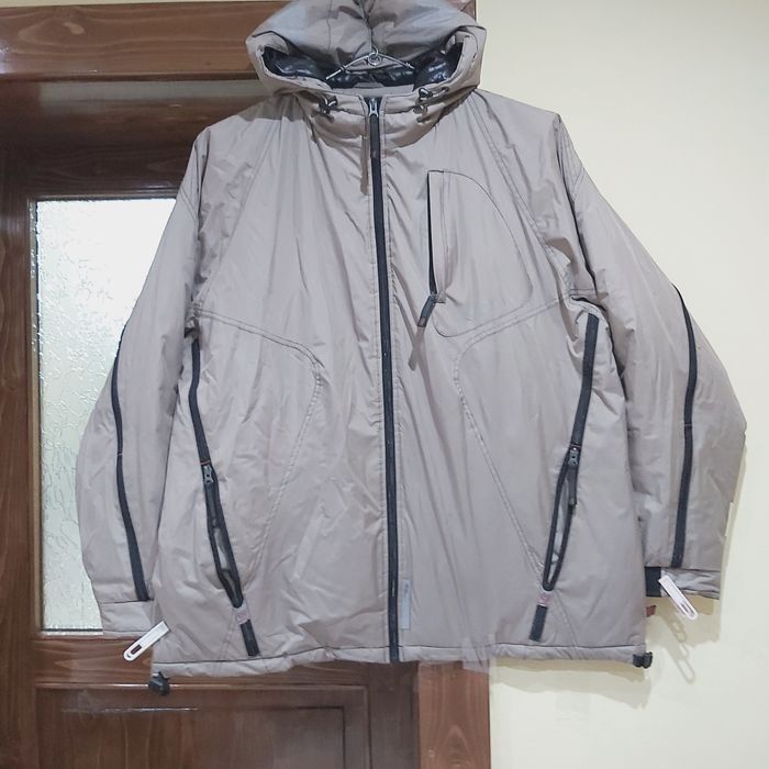 Vând geaca groasă de iarna,mărimea xxl