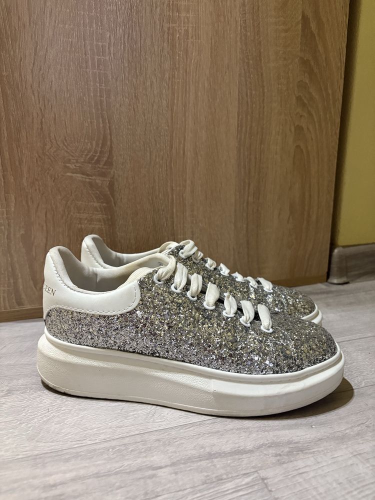 Блестящи обувки “Alexander McQUEEN”