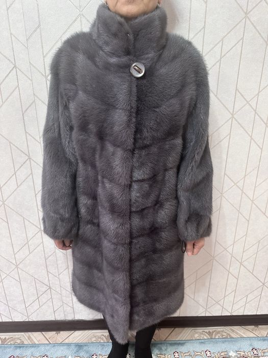 Шуба норковая серая
