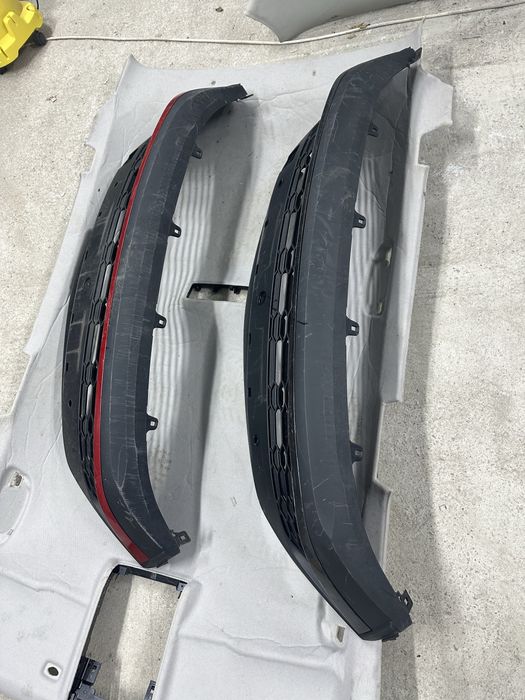Grilă bară față  toyota chr.52129-f4110.