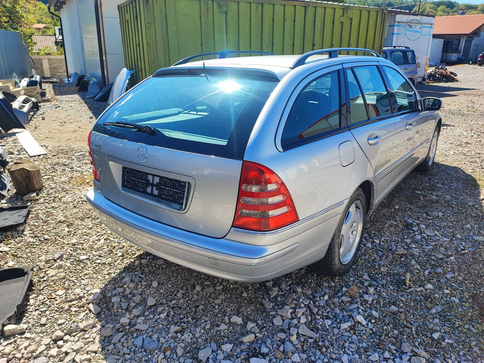Мерцедес C 320 бензин 218 коня W203 На Части комби 4 matic