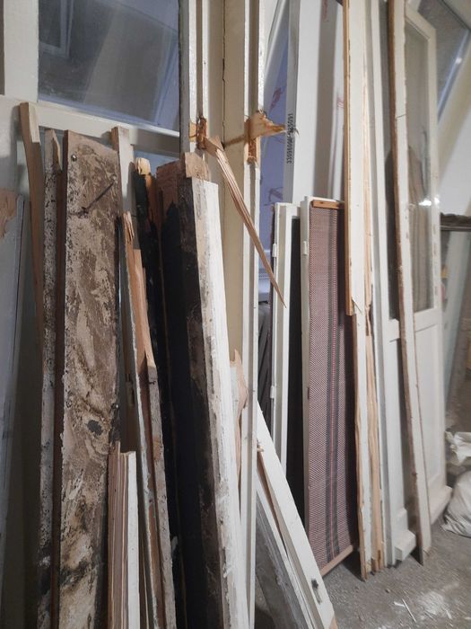 Donez lemne pentru foc