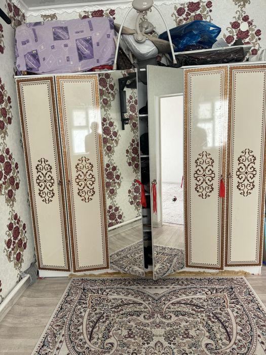 Спальный гарнитур