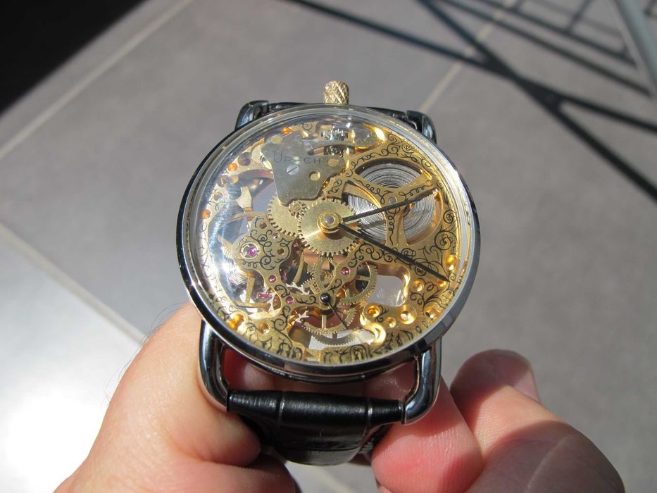 Urech Skeleton , mecanism ETA Unitas 6497 , nu Rolex , Breitling .