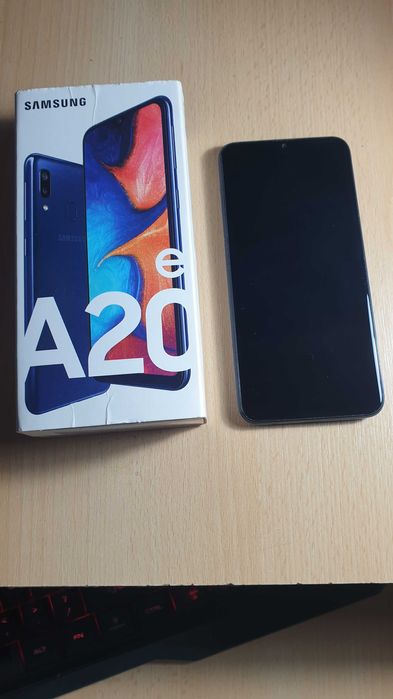 SAMSUNG Galaxy A20e 32GB Blue