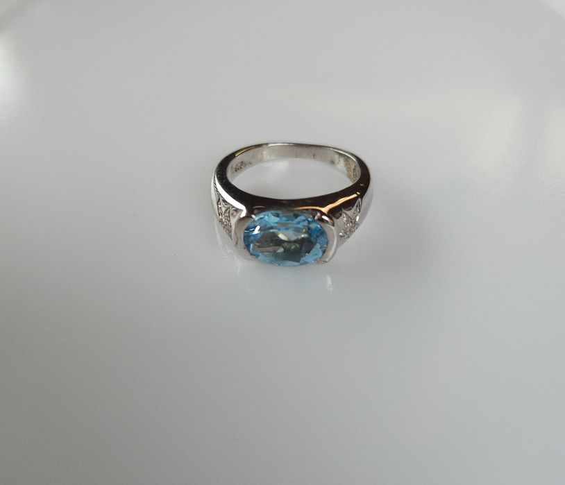 Inel din aur si argint cu Topaz si Diamante