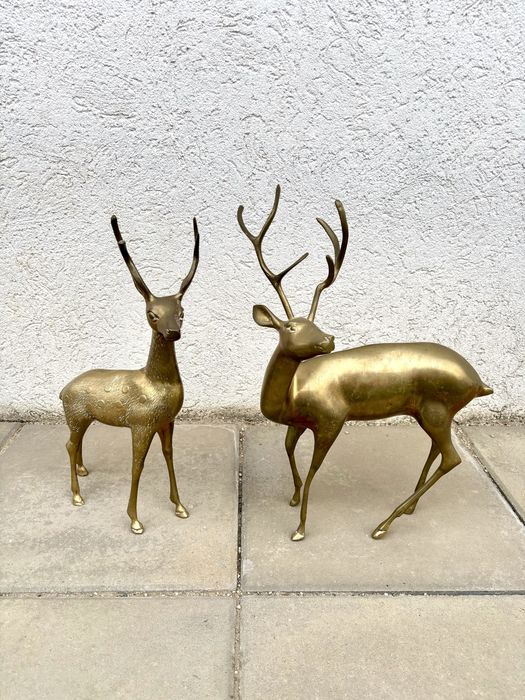 Cerbi vechi din alama