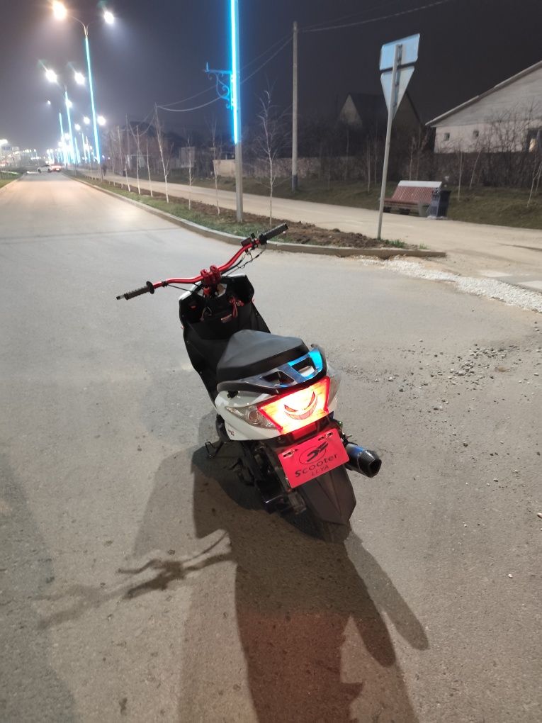Продам мопед м8 стант