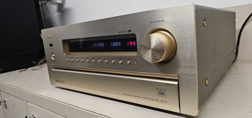 Denon AVC A1, surround amplificator,