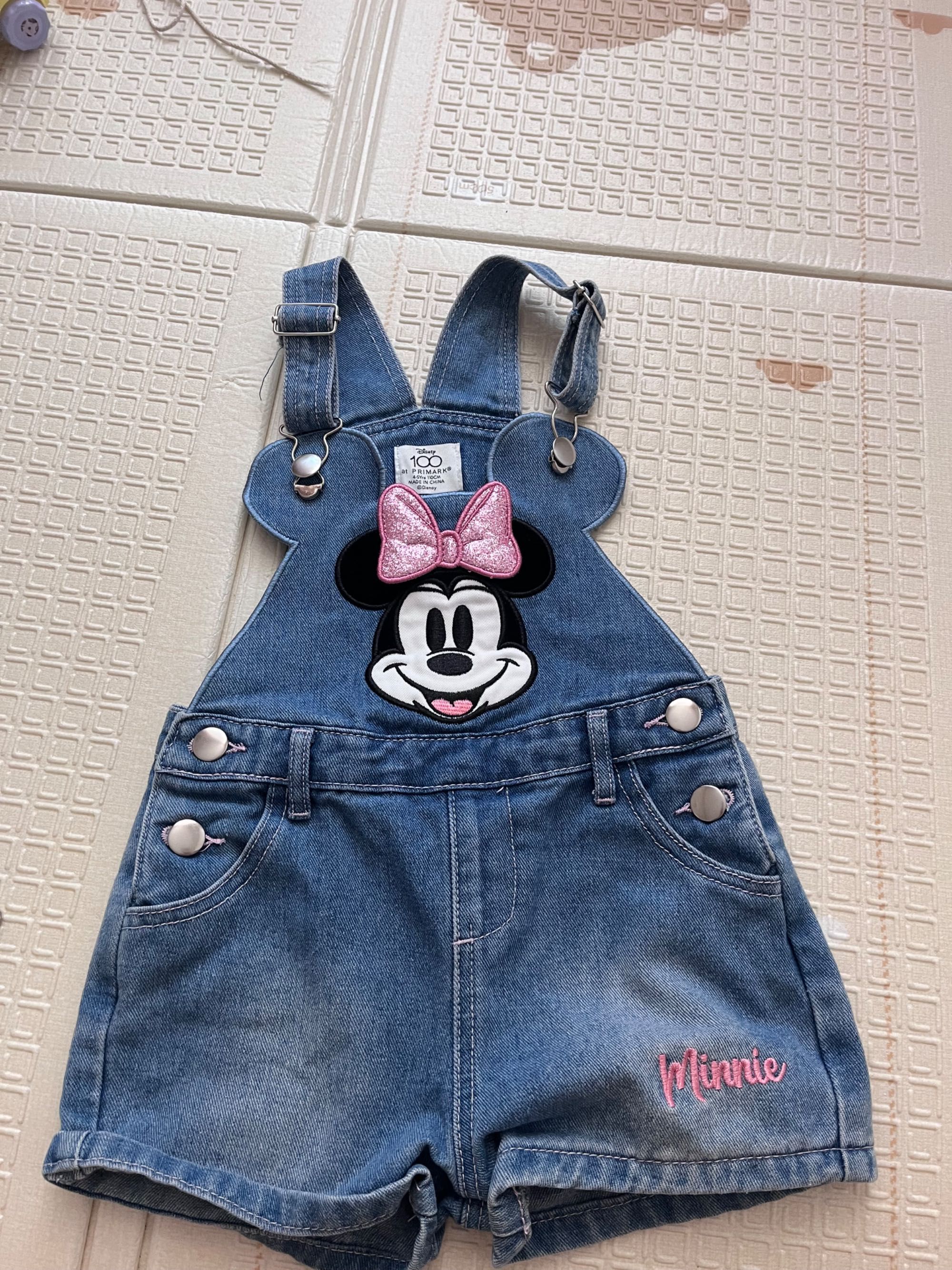 Детски дънков къс гащеризон Minnie от Primark