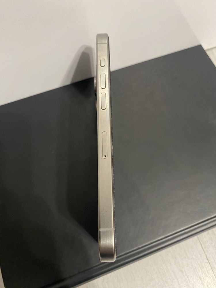 Iphone 15 pro 128GB