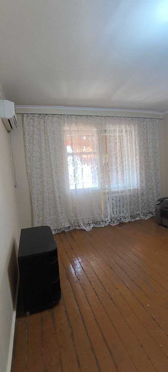 срочно квартира продаётся 1/4/4 - 34 м2  Массив Куйлюк 3