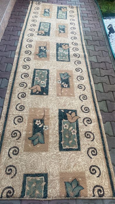 Covoare in stare buna