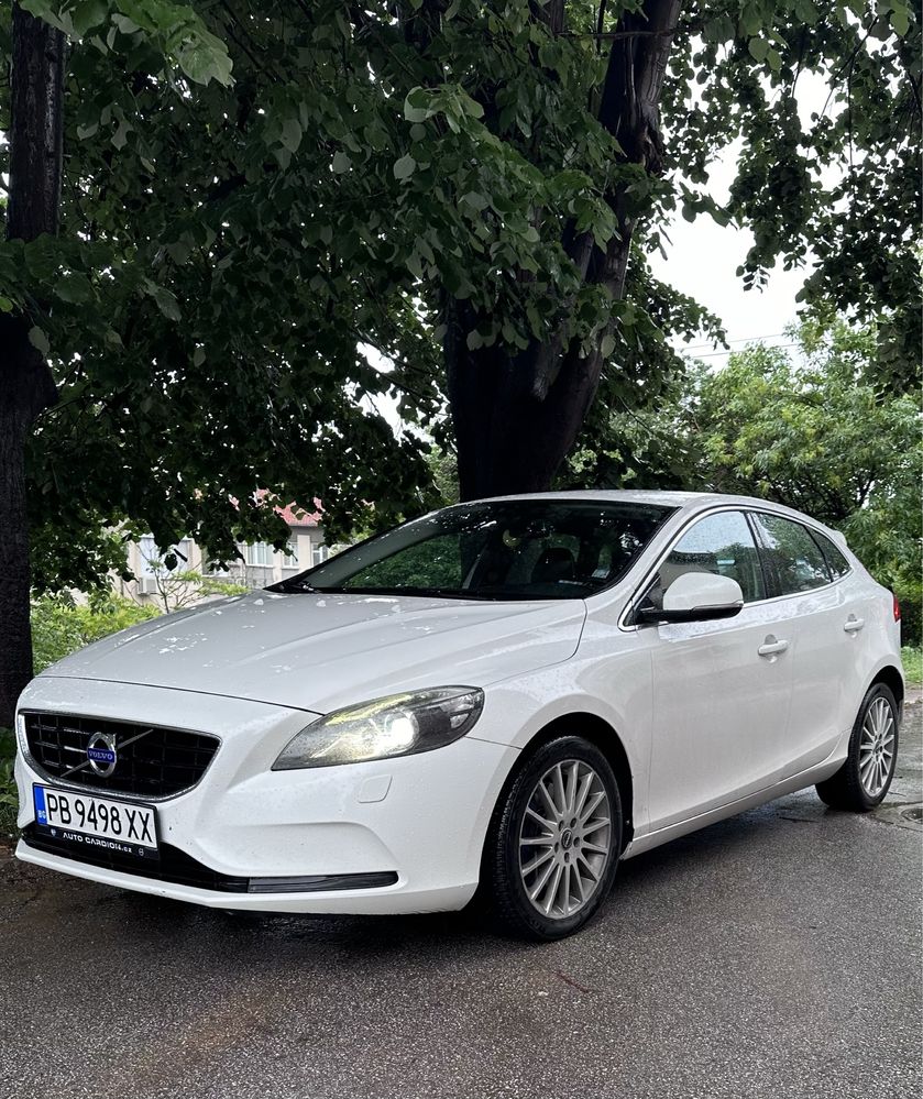 Volvo V40 D3 momentum