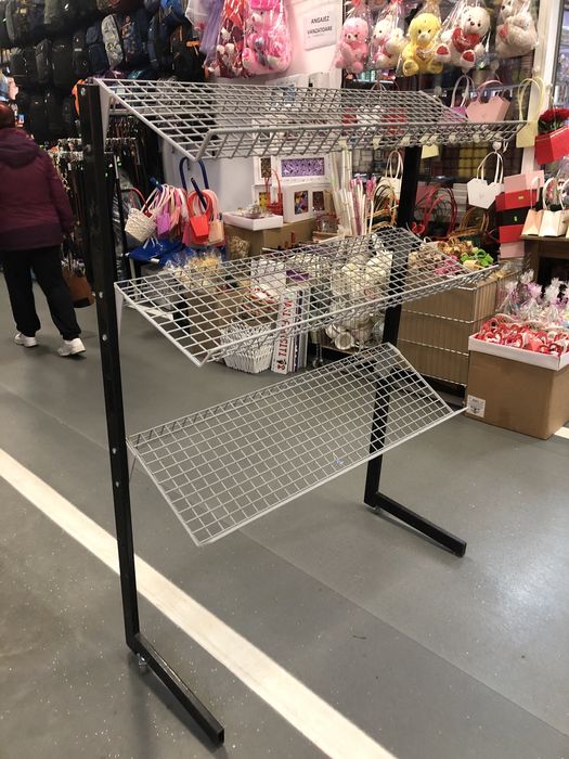 Rafturi expunere metalice