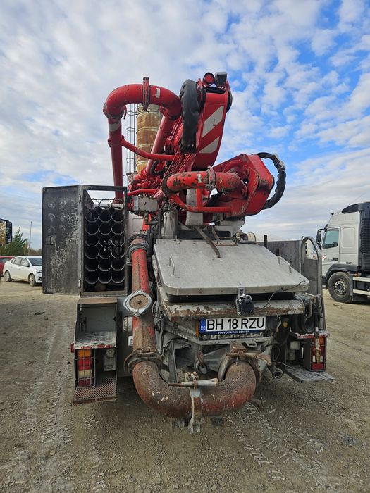 Vând excavator, vola