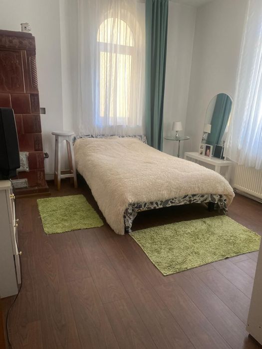 Inchiriez apartament 3 camere ultracentral Predeal