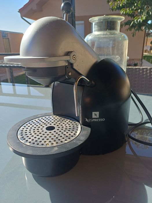 Aparat de cafea nespresso