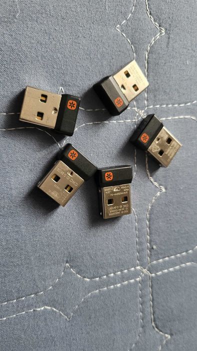 Logi & Logitech Stik Usb U0008 Adaptor tastatura Mause