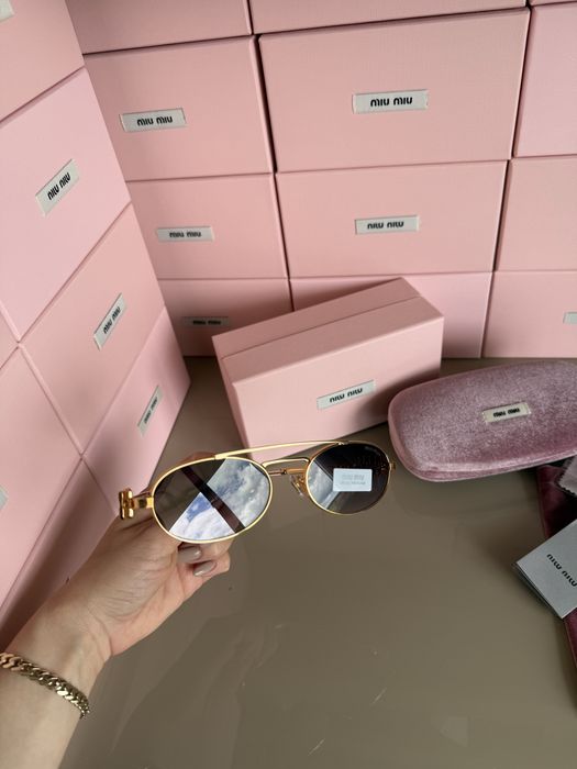 Miu miu 79лв очила пълен комплект НОВО