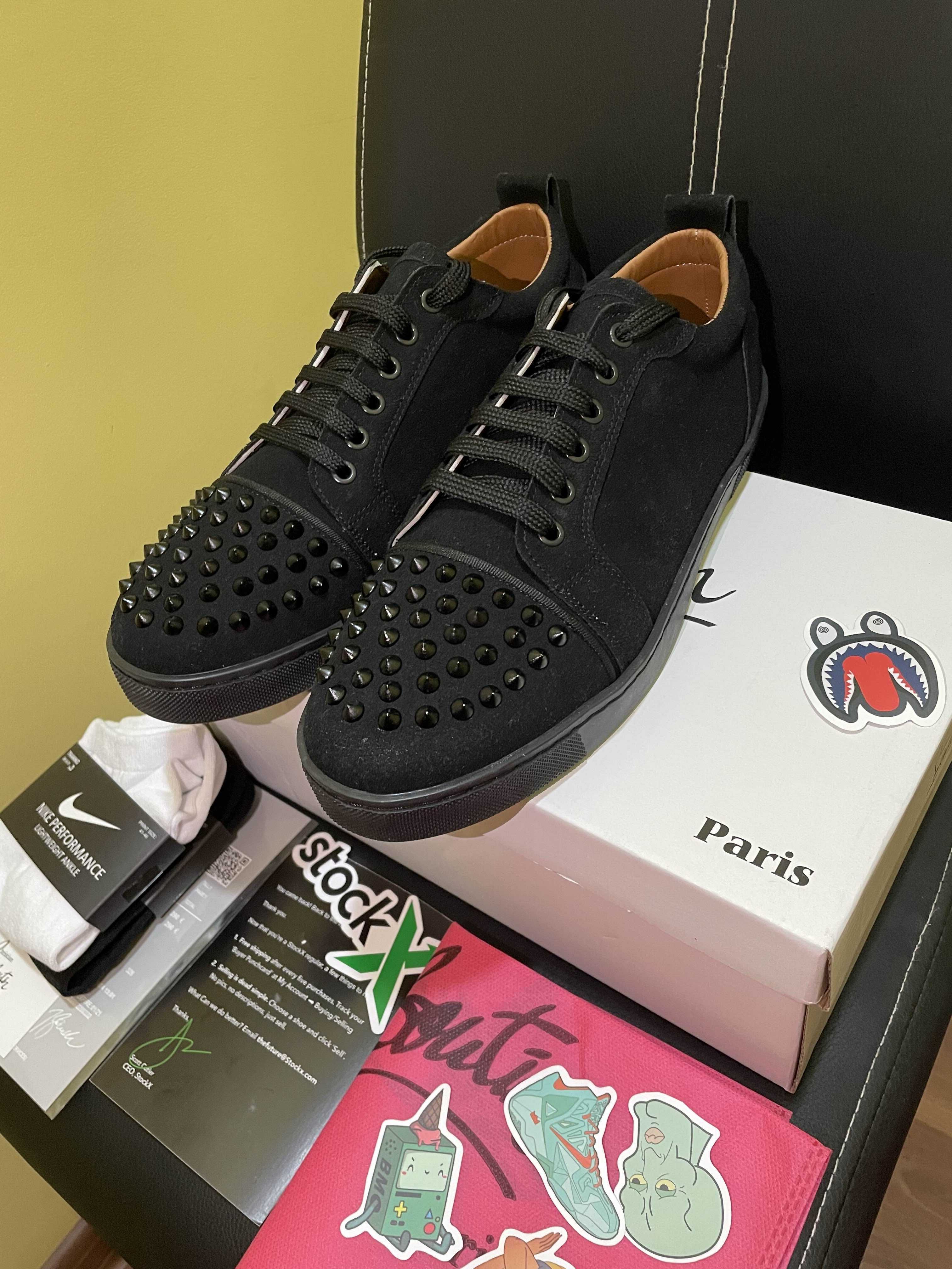 (от/до 40-44 номер) Louboutin Red Bottoms Black Leather с шипове