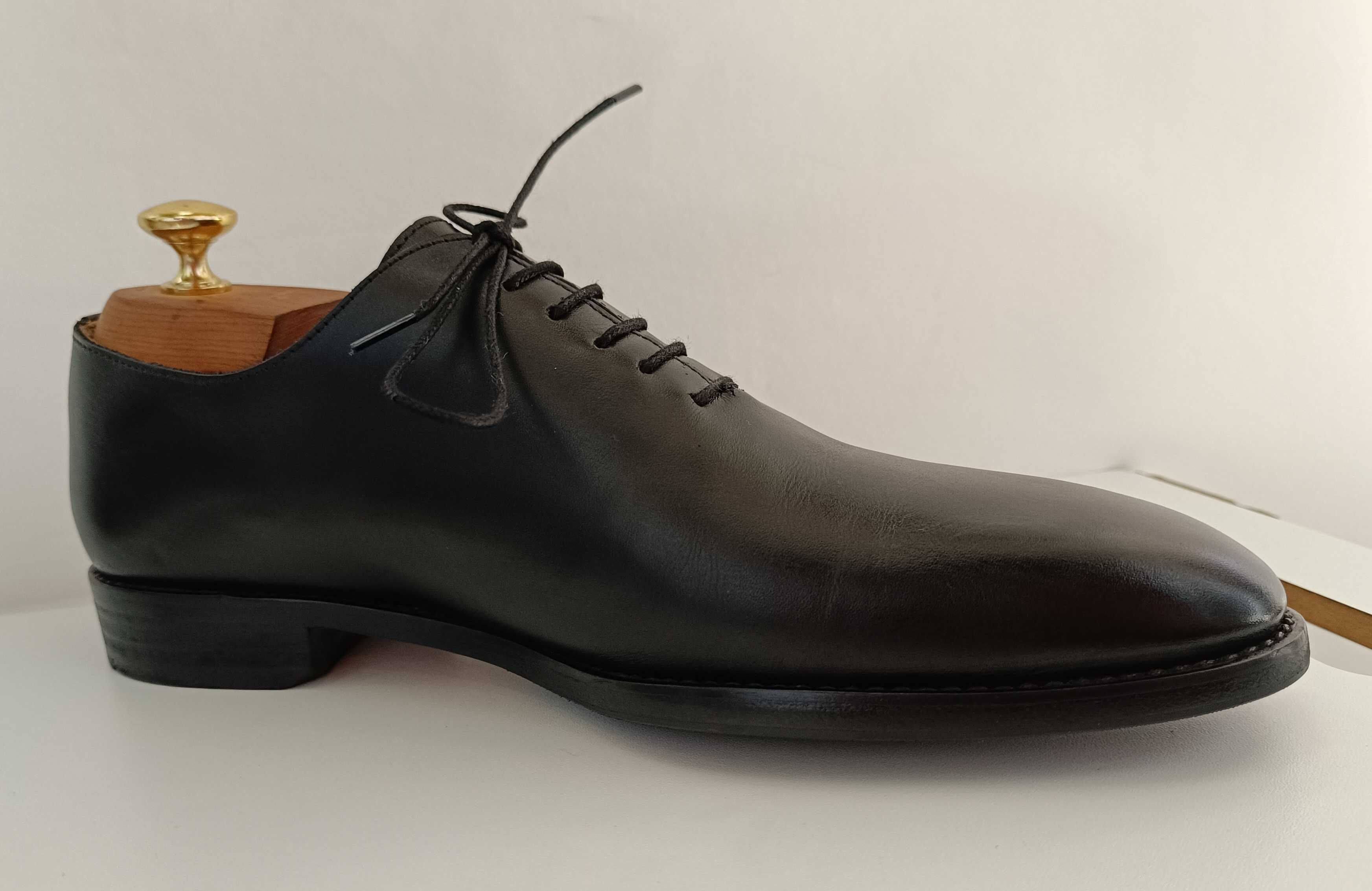 Pantofi whole cut de lux 41 lucrati manual Bexleys London piele