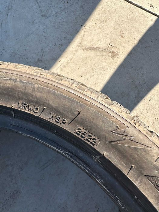 BridgeStone 315/35R21 - Stare excelenta, DOT 2022, Livrare Rapida!