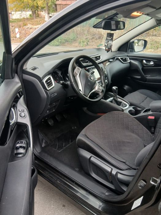Nissan Qashqai j11