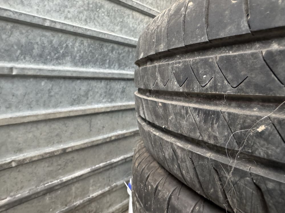 Anvelope vara 185/65 r15 ca noi !