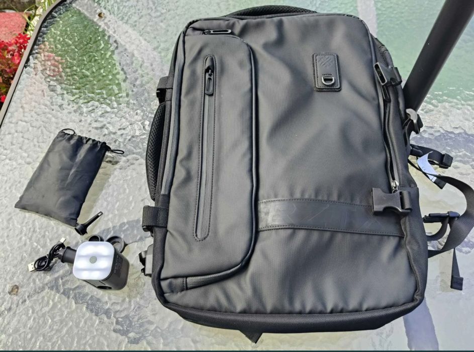 Ghiozdan/Rucsac cu pompa vacuum - extensibil 46*30*16cm
