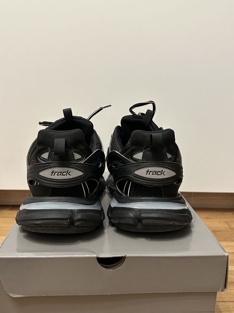 Balenciaga track LED