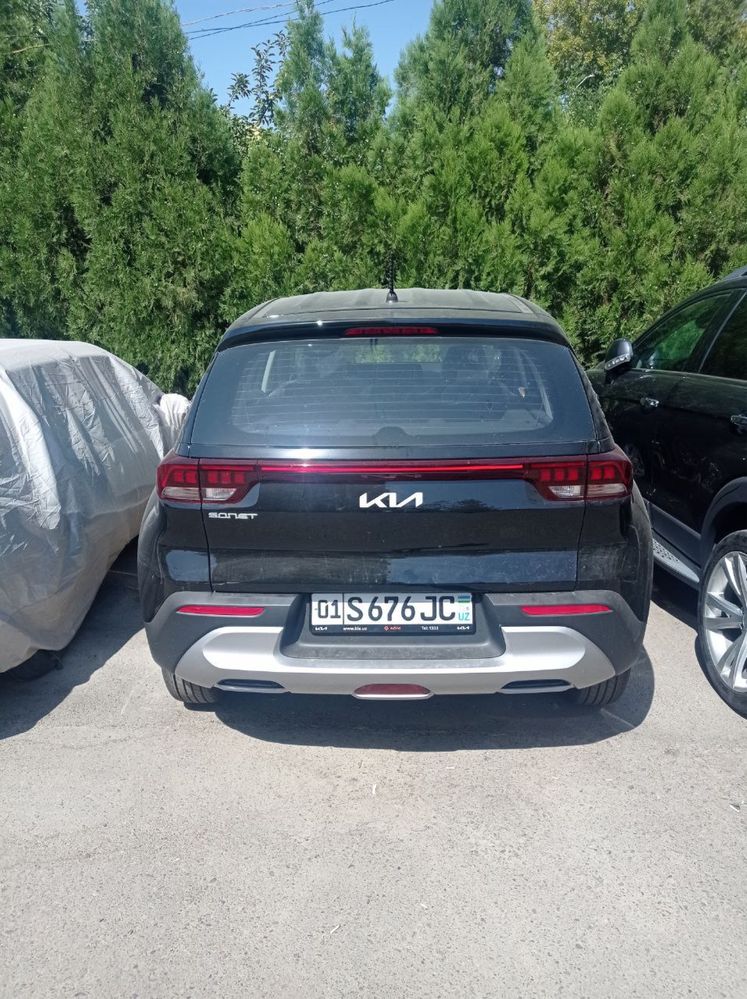 Srochna sotiladi Kia Sonet mexanika