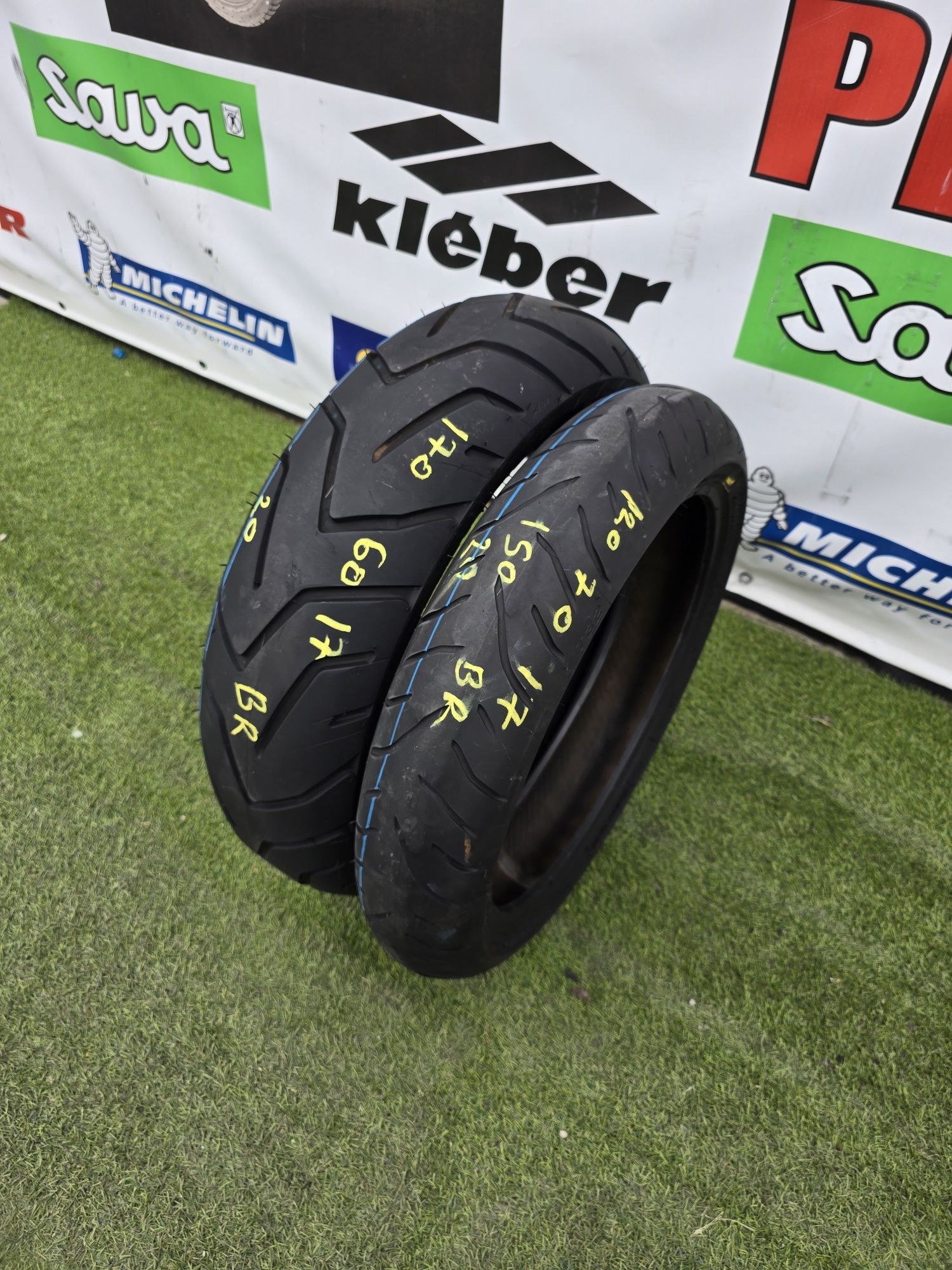 Set 120.70.17  170.60.17 bridgestone