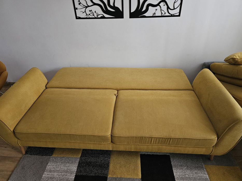 Canapea extensibila cu lada depozitare
