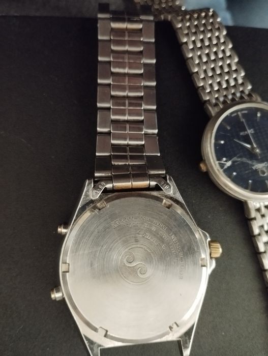 Часовници omega i seiko, за части
