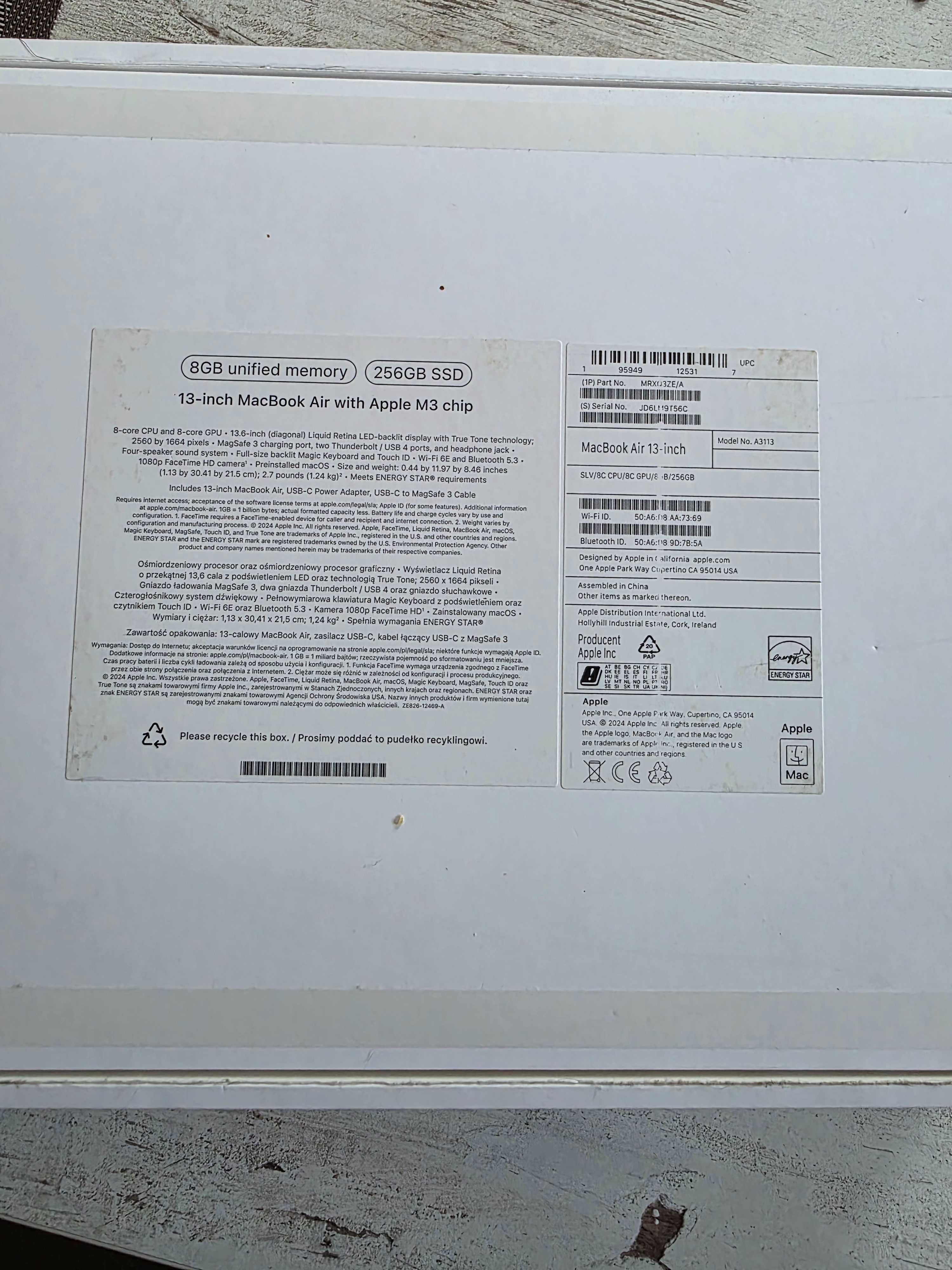 MacBook Air 13.6”  M3.