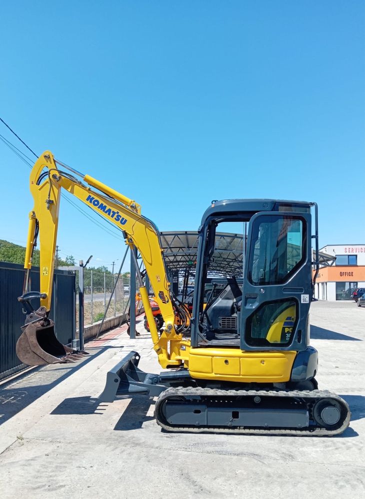 Miniexcavator komatsu 3500 kg