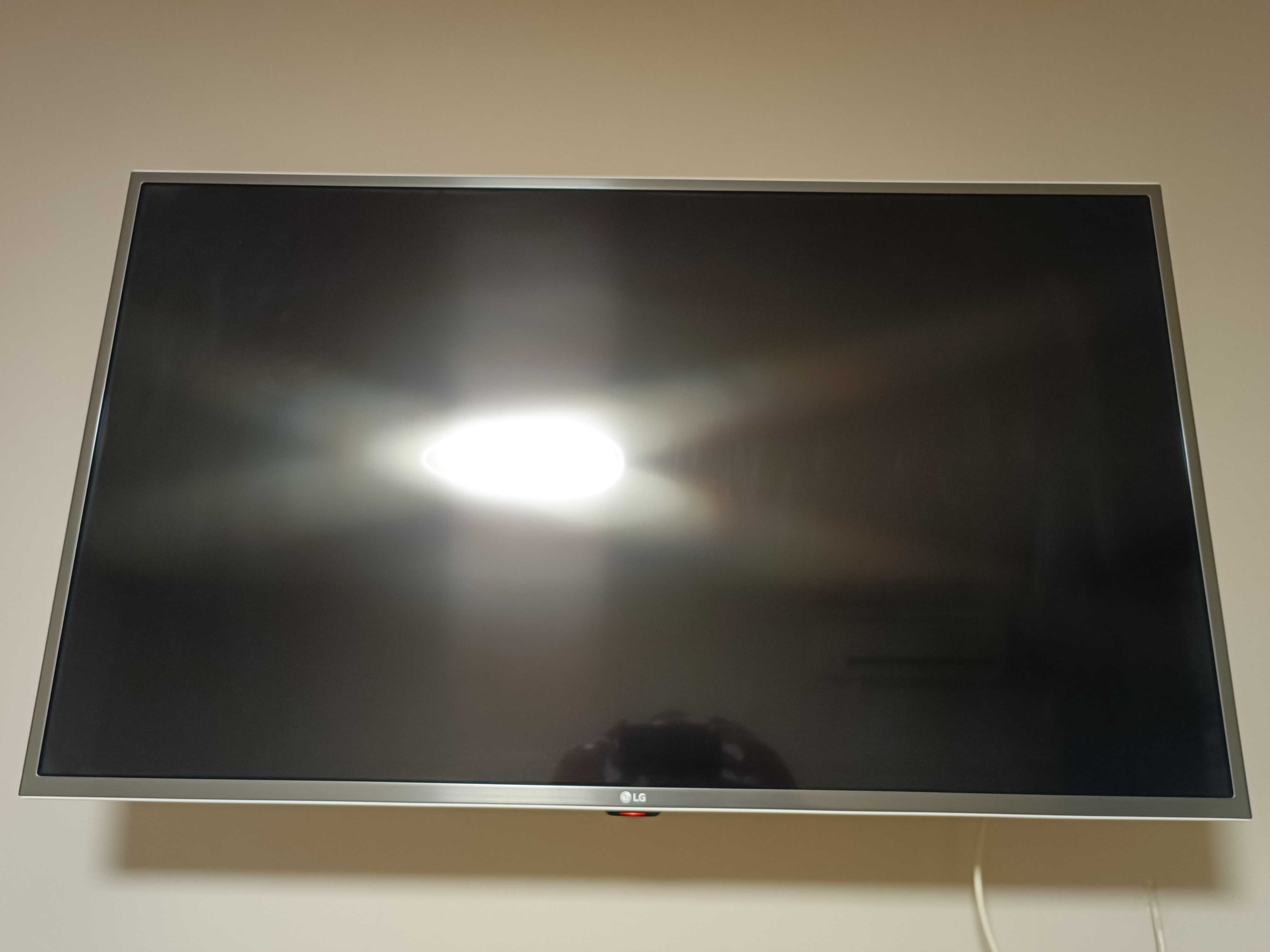 LG 43 инча Smart TV