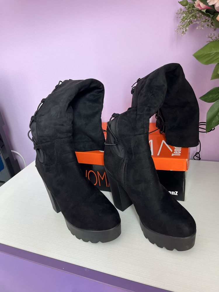 Дамски боти и ботуши